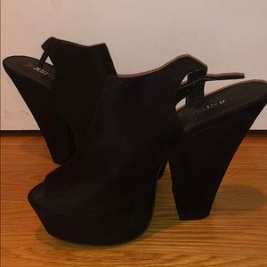 JustFab black wedges